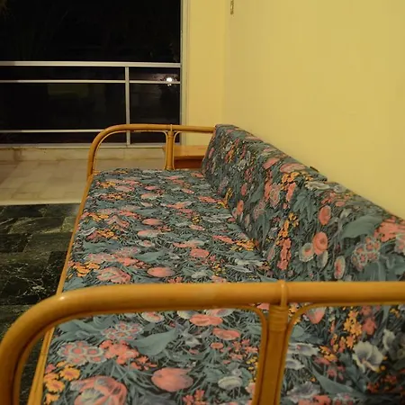 Kineta Apartments *